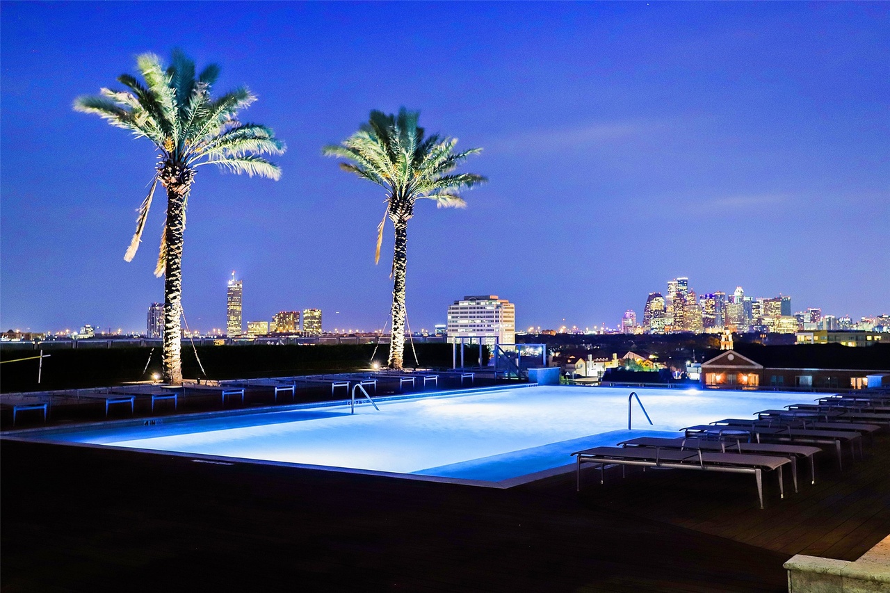 Rooftop Pool